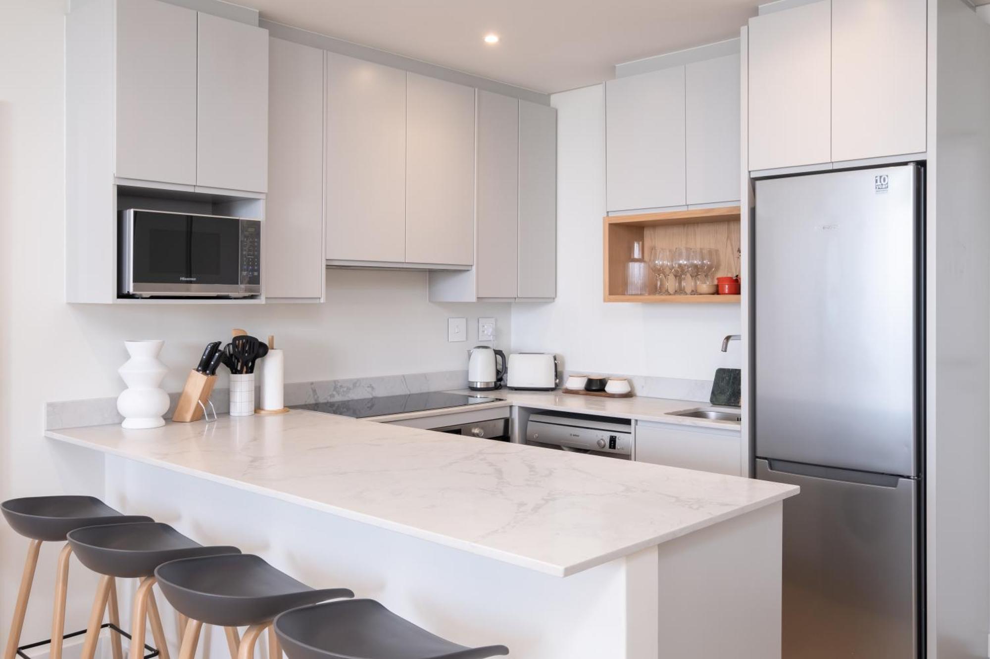 Newlands Peak Southern Cross Apartment *