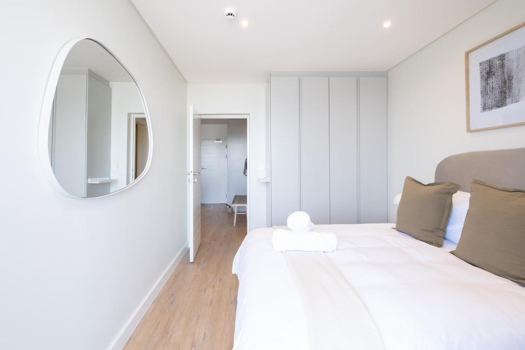 Apartment Newlands Peak Southern Cross Cape Town
